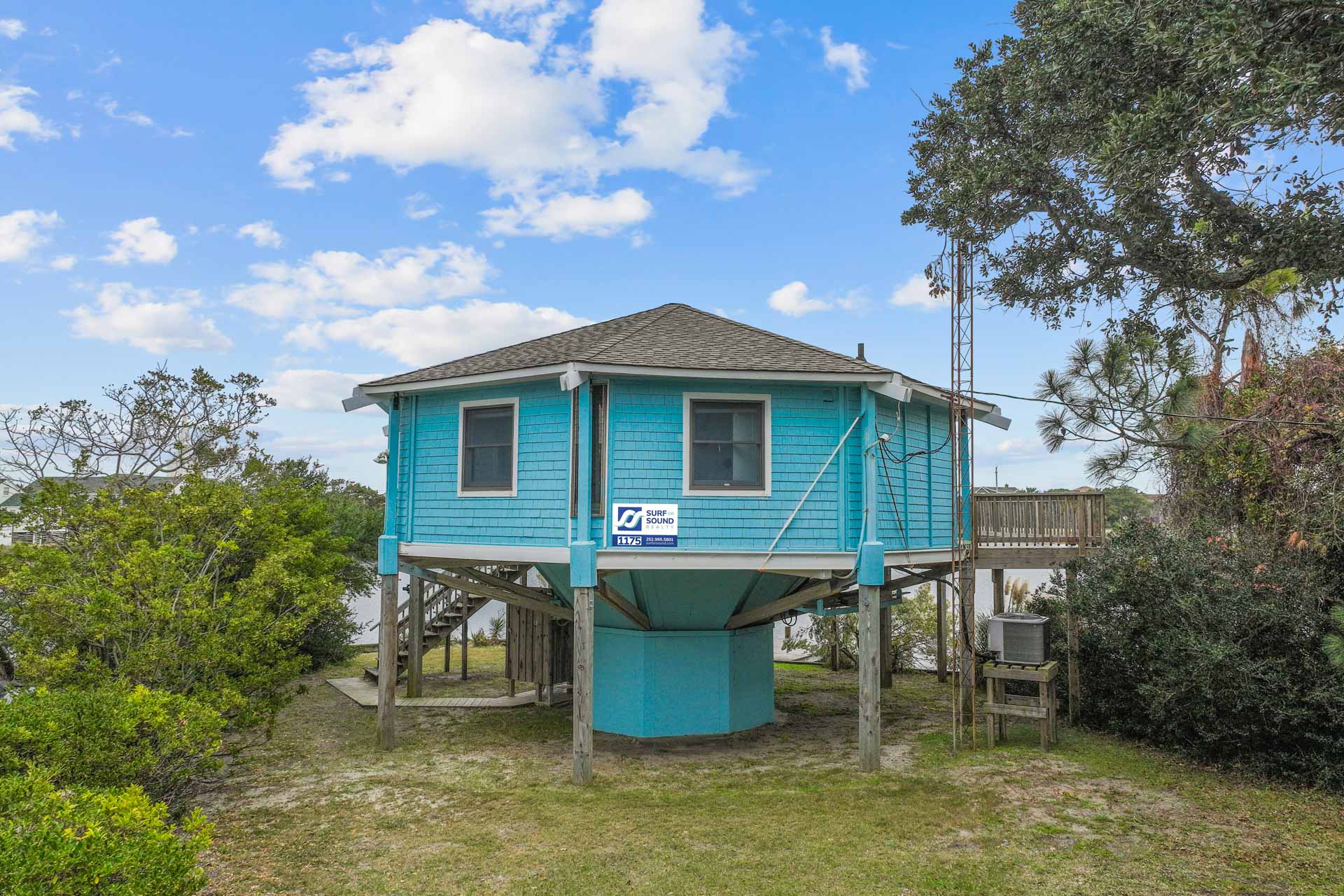 Surf Or Sound Realty 1175 Ozzie's Island Hideaway Exterior 1