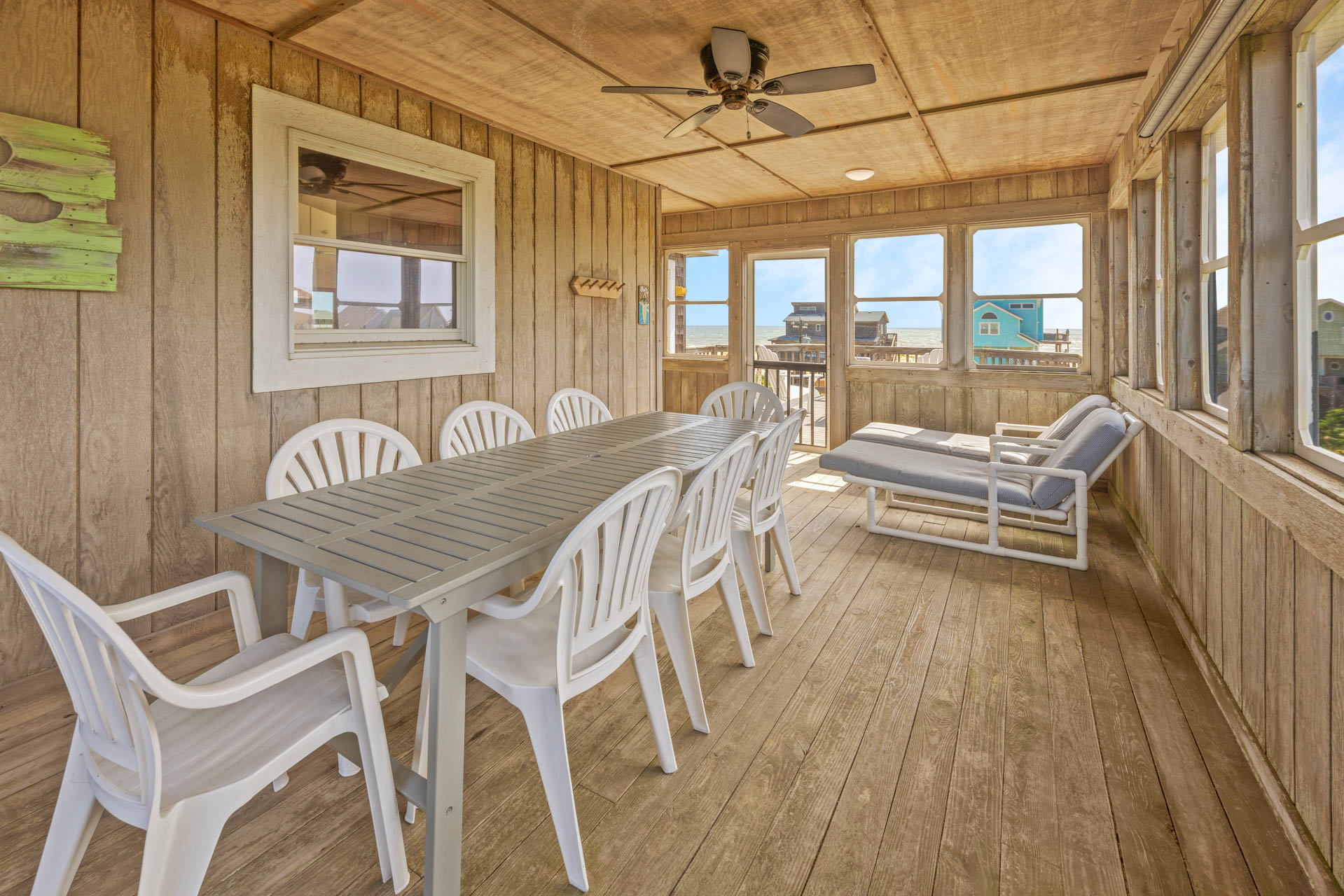 Surf Or Sound Realty 95 Summer Surfer Screened Porch 1