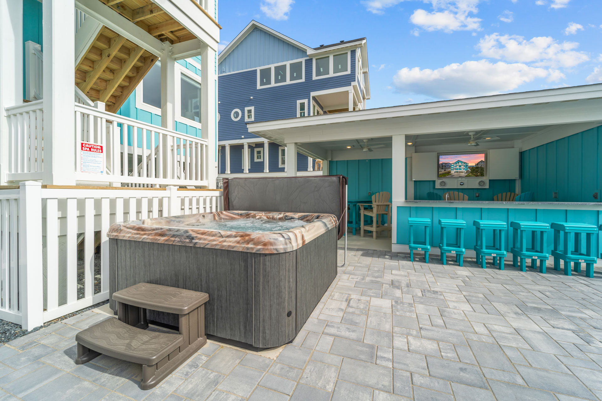 Surf Or Sound Realty 1093 Hatteras Holiday Pool Area 12