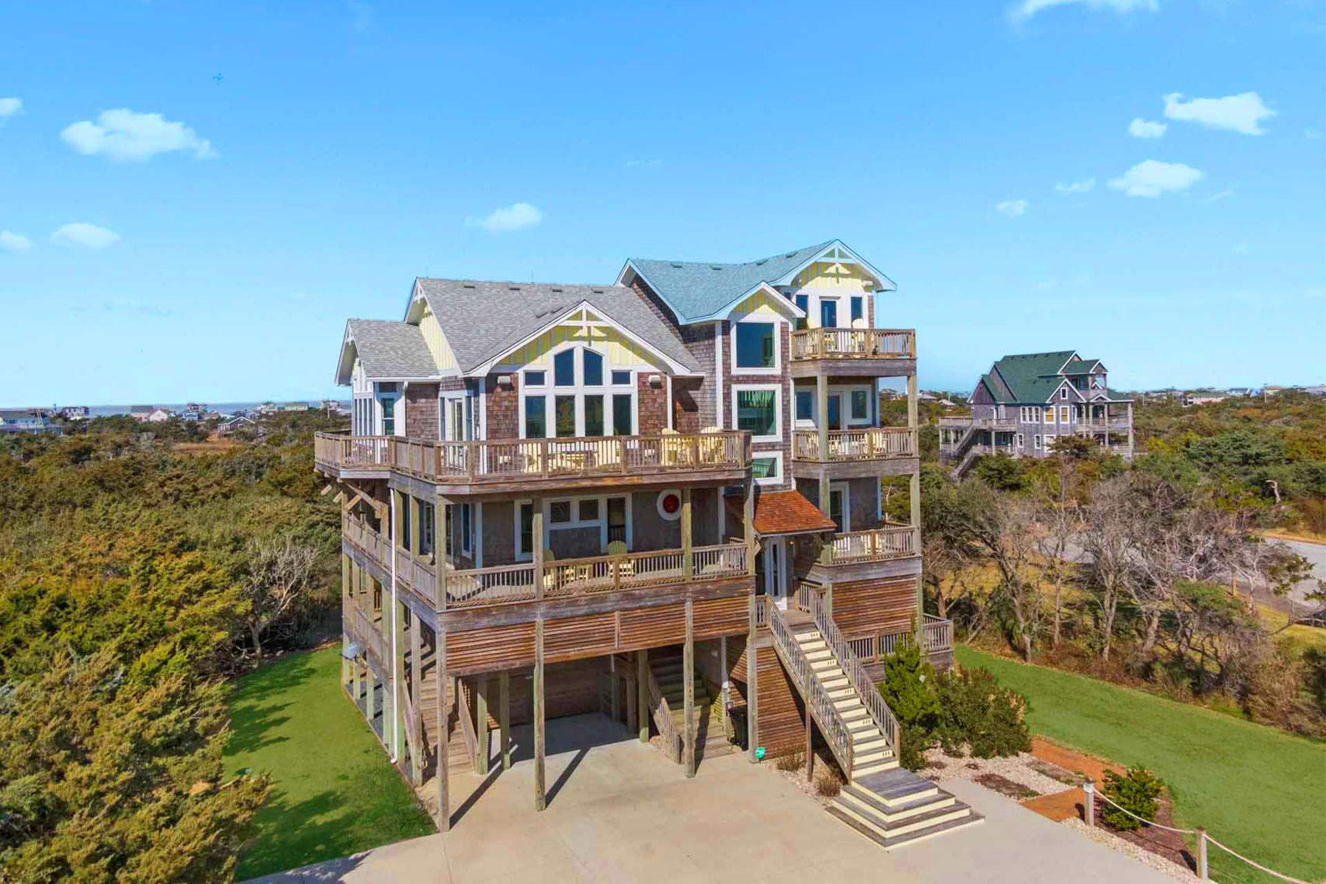 Surf Or Sound Realty 999 Bonzer Beach House Drone Exterior 1 (1) 3362070