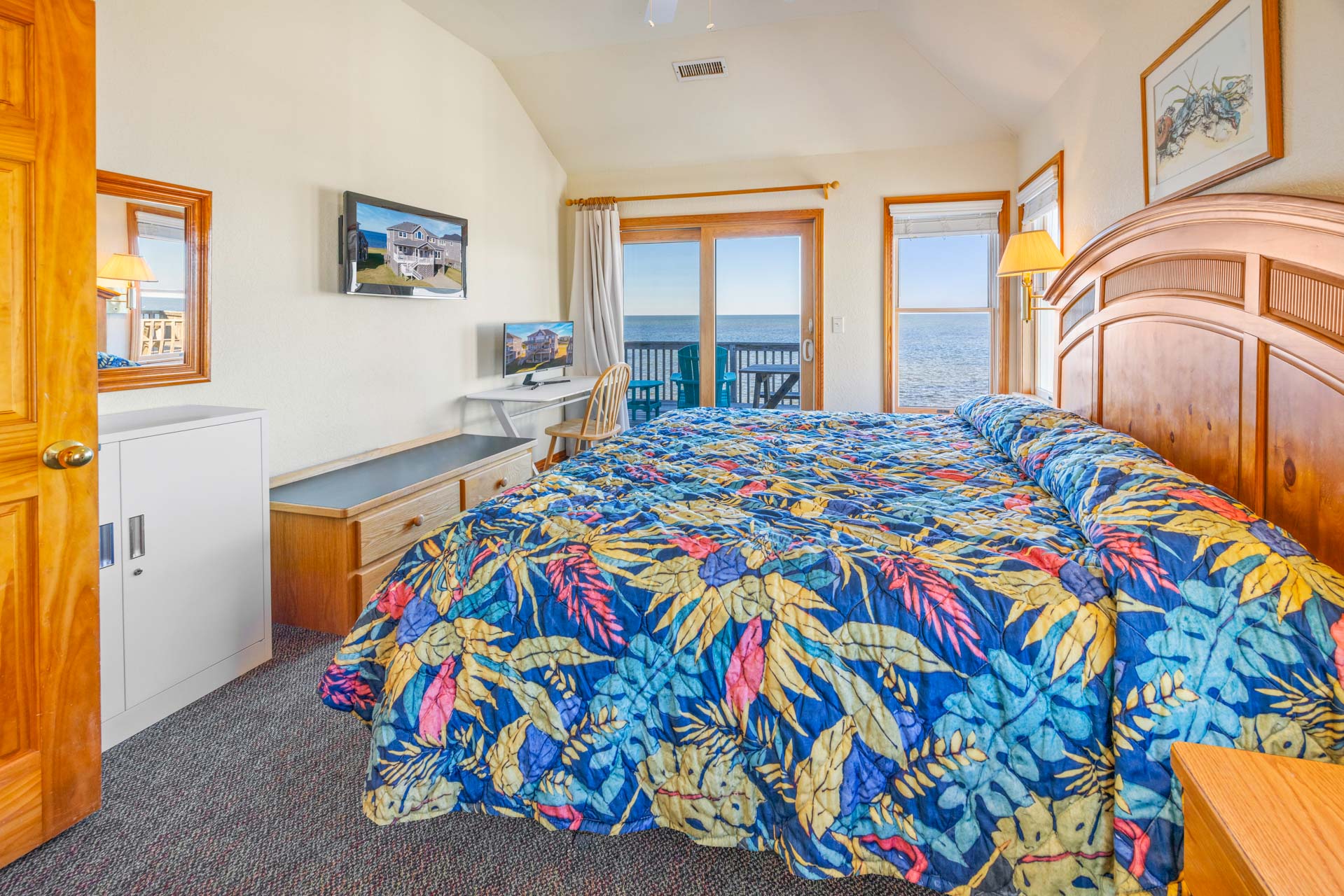 Surf Or Sound Realty 1215 Island Mist Bedroom 1 3