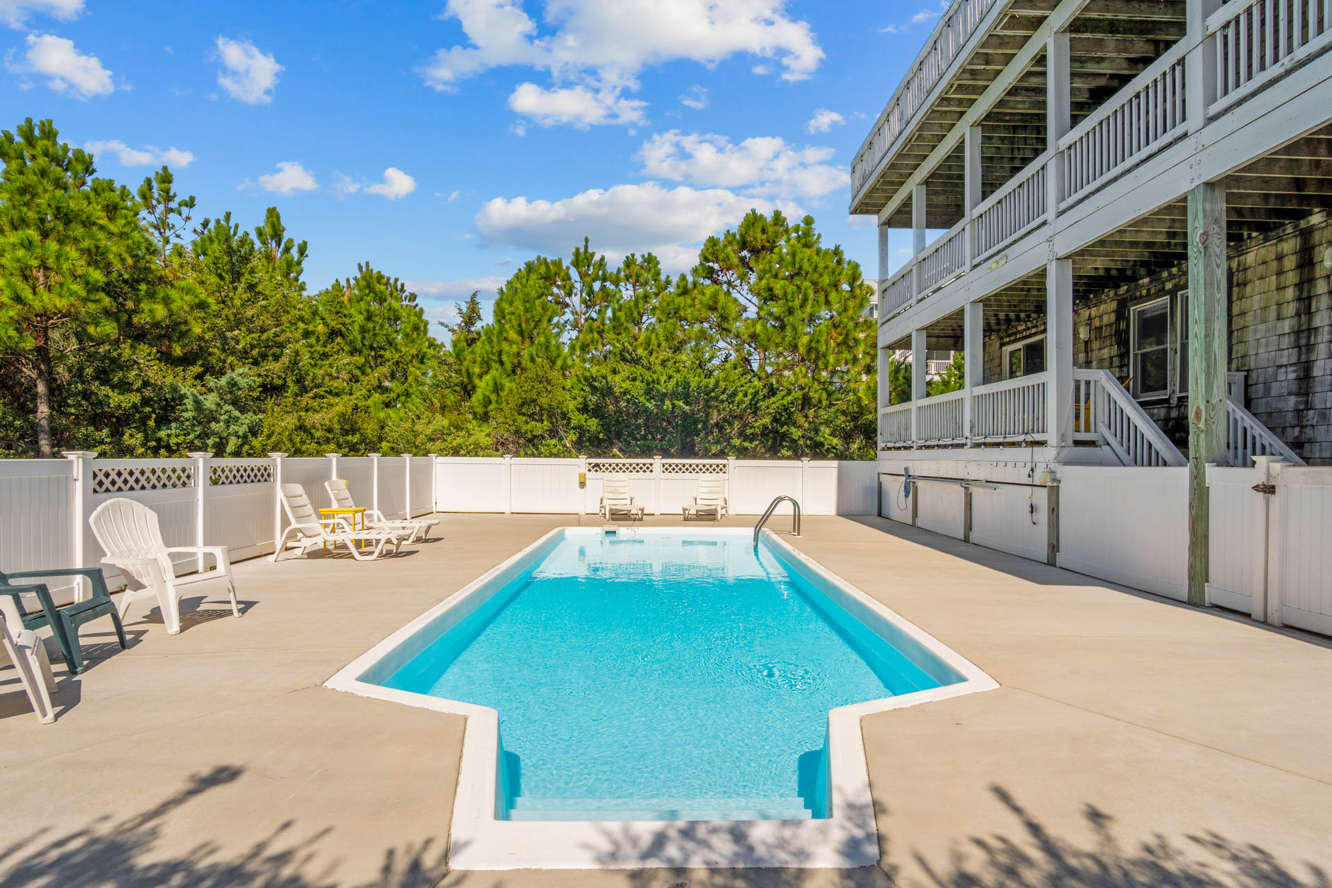 Surf Or Sound Realty 452 Isle Be Breezy Pool Area 2