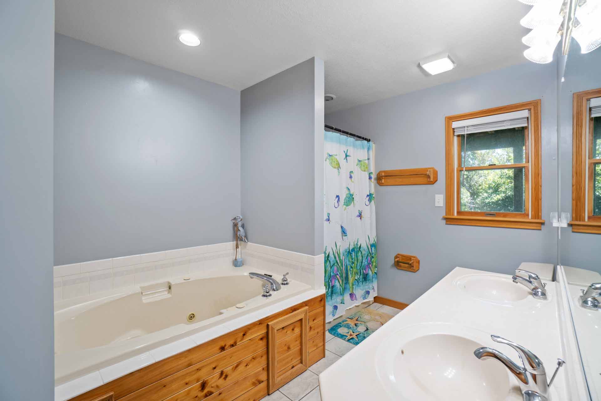 Surf Or Sound Realty 961 Buxton Sunsets Bathroom 3366614