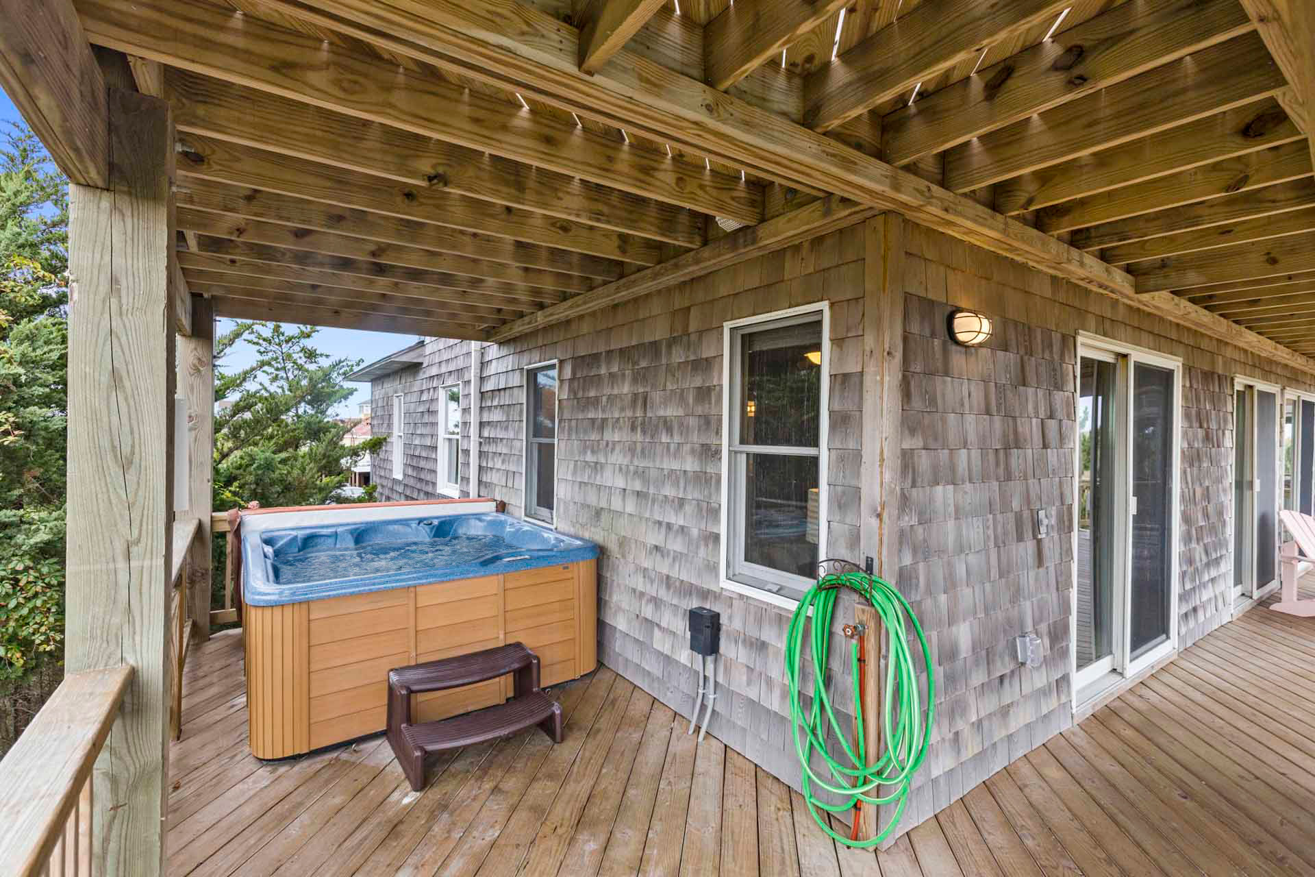 Surf Or Sound Realty 1066 Waves Good Bye Hot Tub 3367857