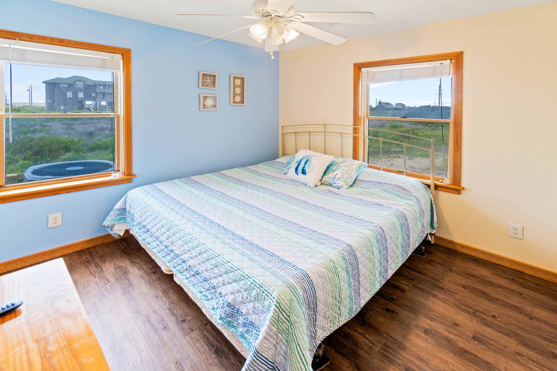 Surf Or Sound Realty 416 Bella Vista Ground Level Queen Master Bedroom 3365876