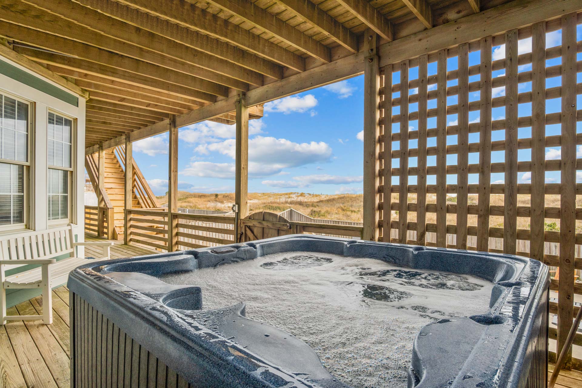 Surf Or Sound Realty 785 Loggerhead Hot Tub 2