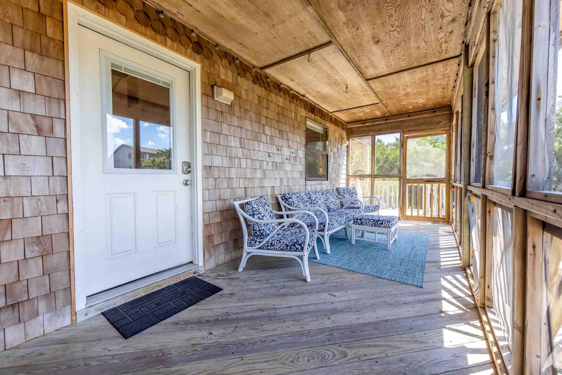 Surf Or Sound Realty 1057 Catchin Some Rays Porch 3367467