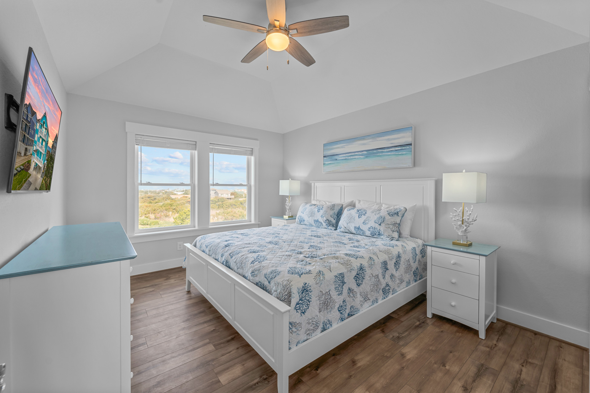 Surf Or Sound Realty 1093 Hatteras Holiday Bedroom 4 1