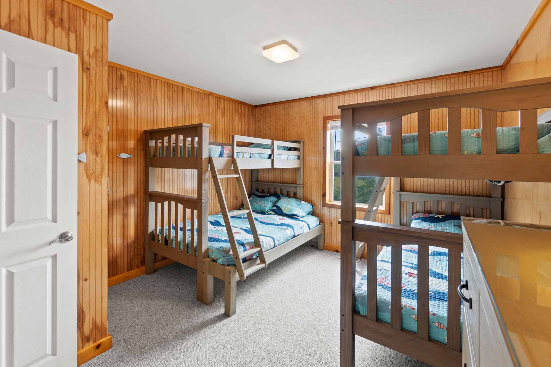 Surf Or Sound Realty 704 A Reel Addiction Bunk Bedroom 3363847