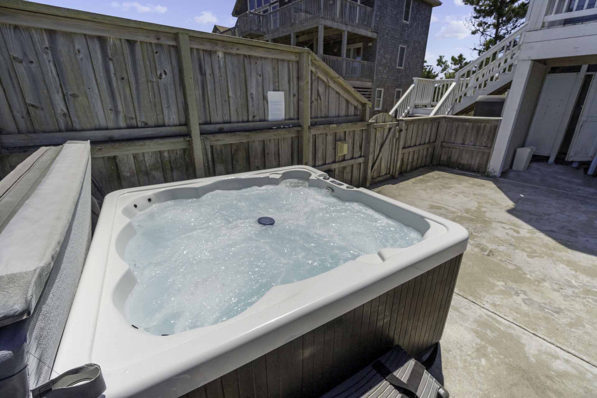 Surf Or Sound Realty 1030 Salty Paws Hot Tub 3365502