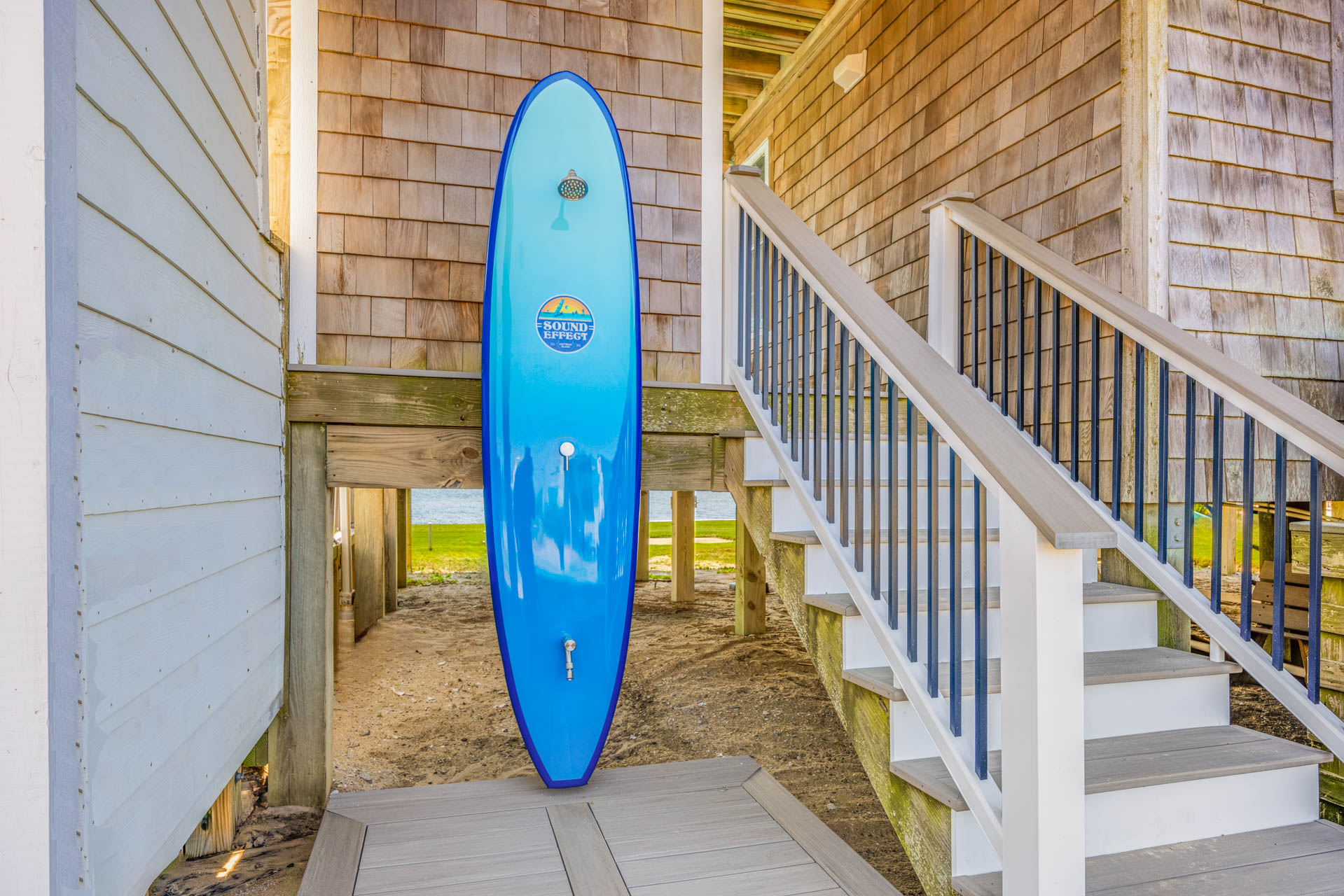 Surf Or Sound Realty 896 Sound Effect Outdoor Shower