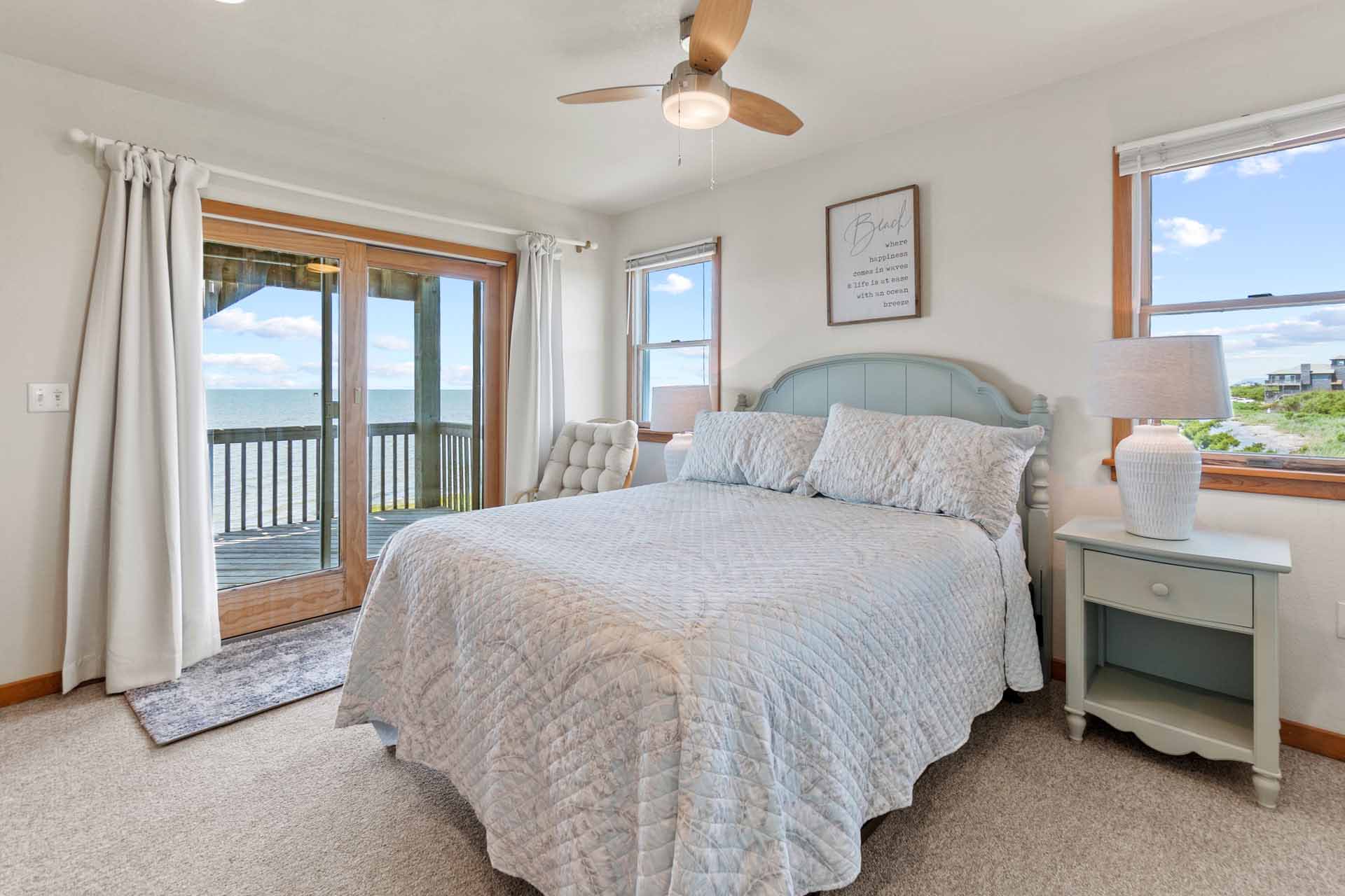 Surf Or Sound Realty 165 Aeolus Queen Master Bedroom Ocean Side 3363867