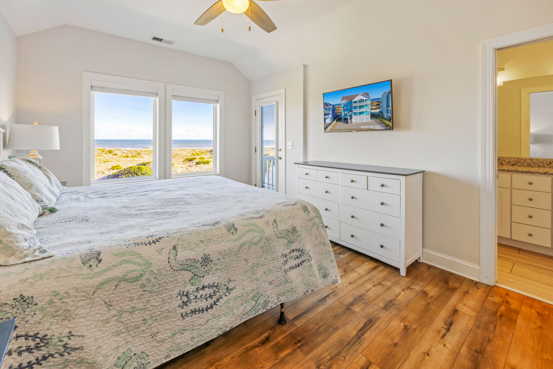 Surf Or Sound Realty 895 Sandy Beach Retreat Bedroom 1 2