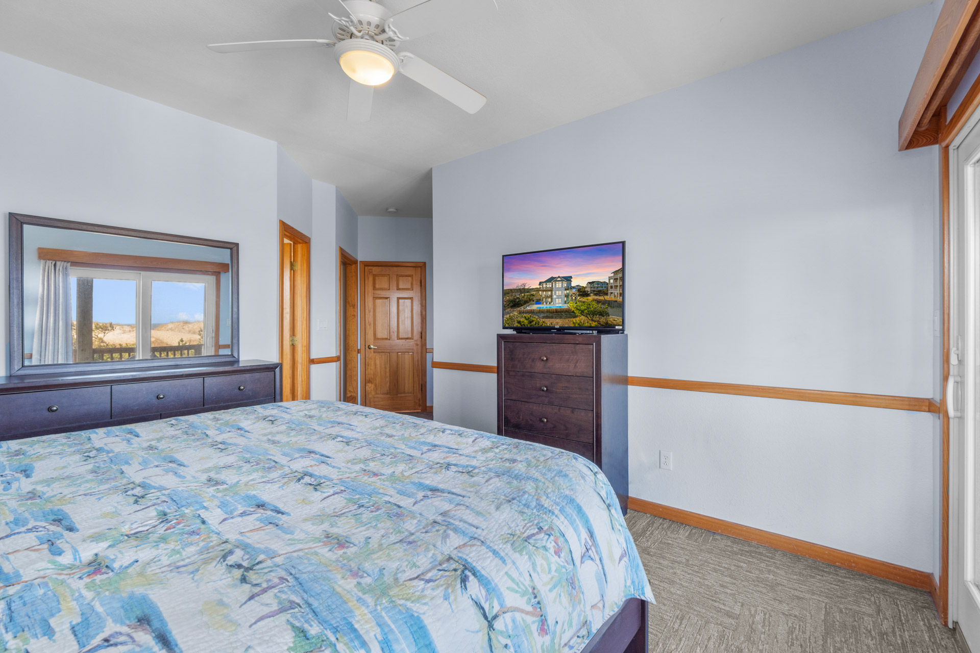 Surf Or Sound Realty 944 Waves Paradise Bedroom 3 2