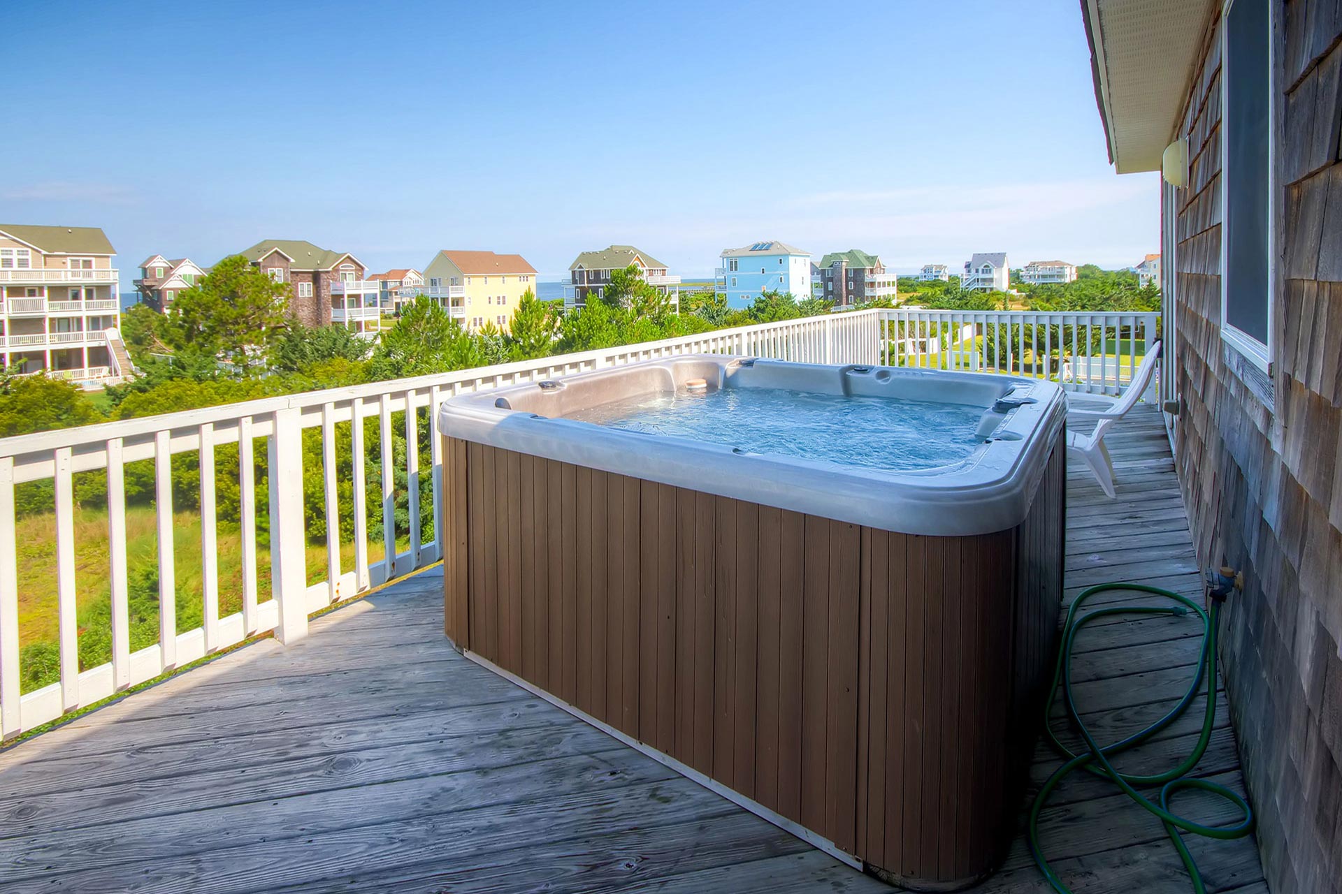 Surf Or Sound Realty Isle Be Breezy 452 Hot Tub 3344261