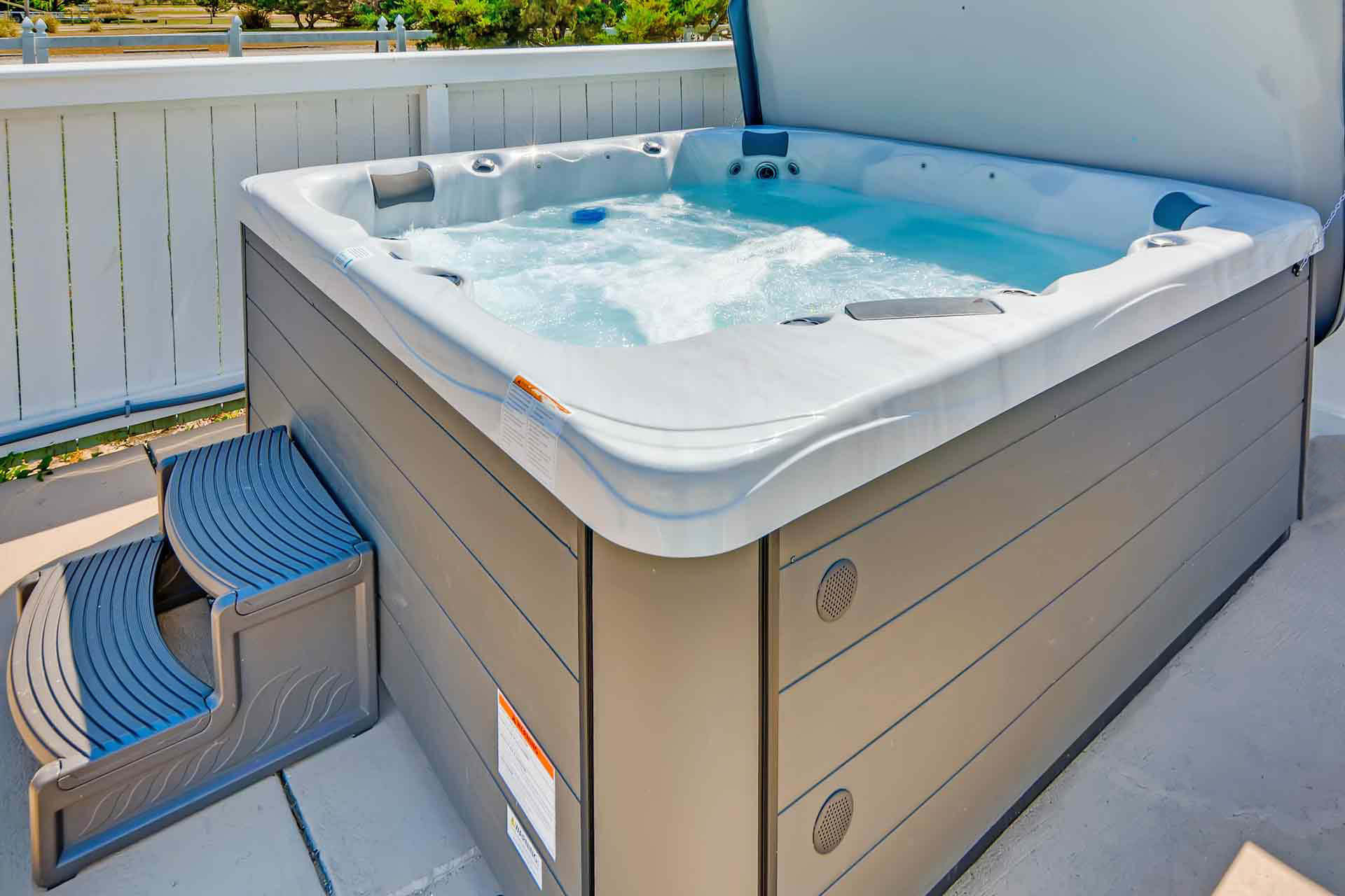 Surf Or Sound Realty 952 Hot Tub 3356101