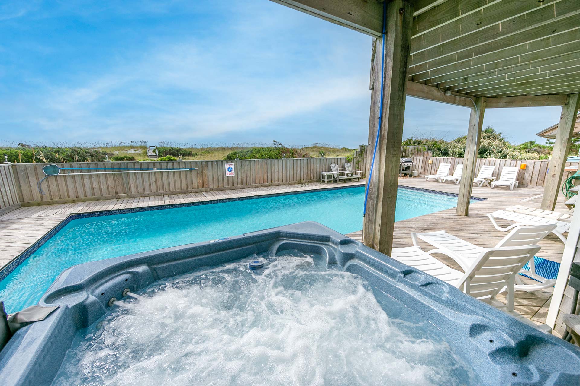 Surf Or Sound Realty 1052 Beagle By The Sea Hot Tub 1 3367691