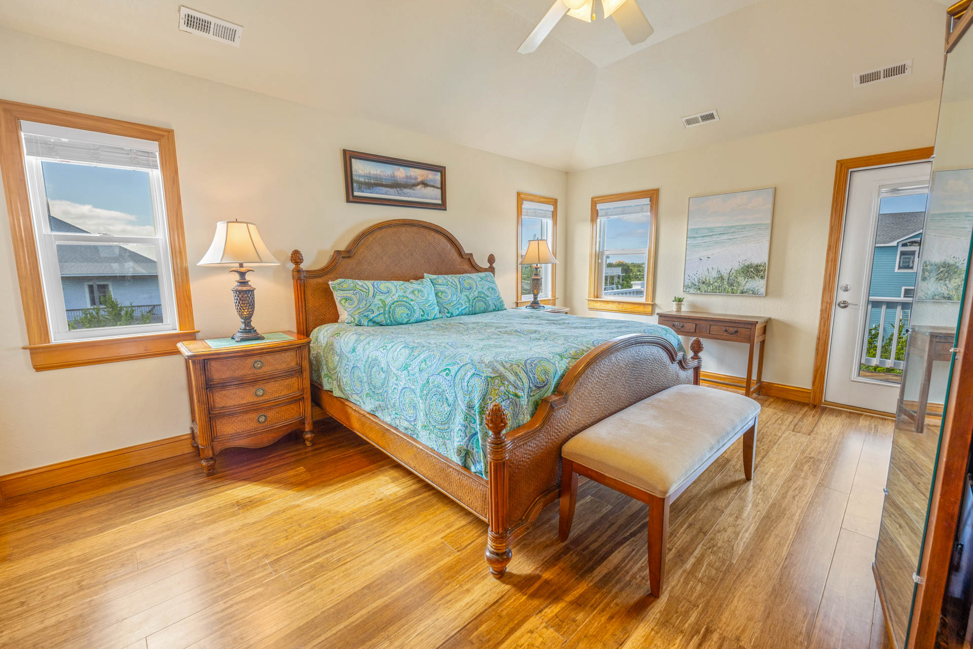 Surf Or Sound Realty 1209 Aquamarine Bedroom 1 1