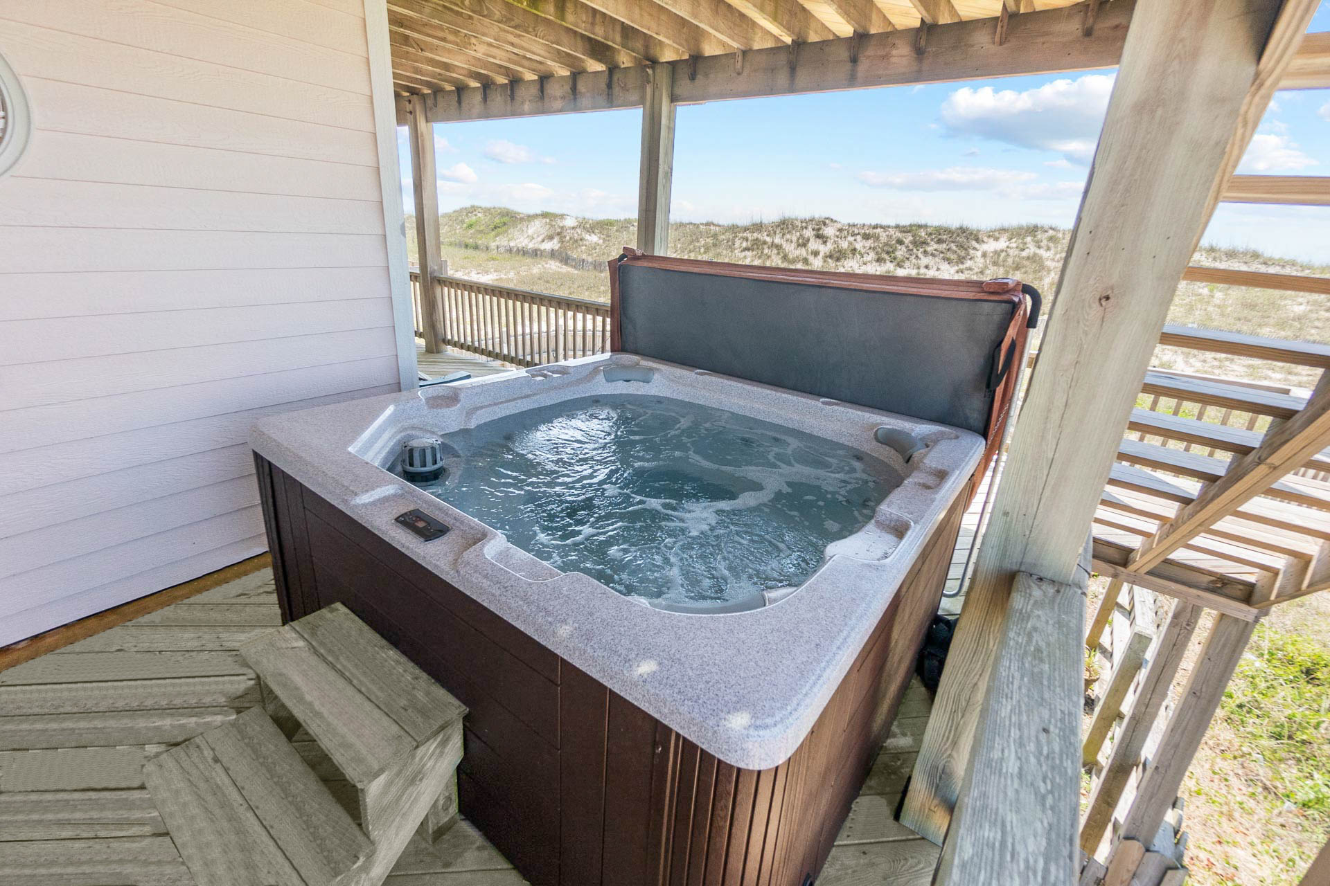 Surf Or Sound Realty 932 Dare Dreamer Hot Tub (1) 3377506