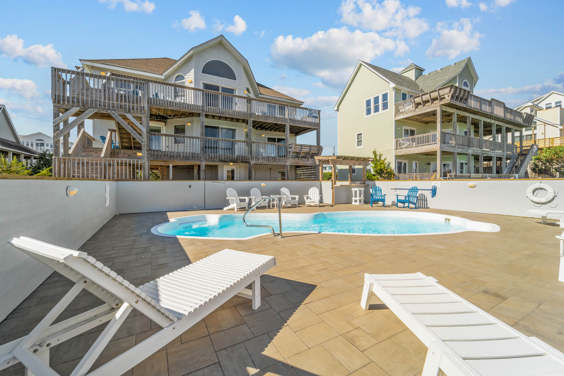 Surf Or Sound Realty 863 Carolina Dune Pool Area 2