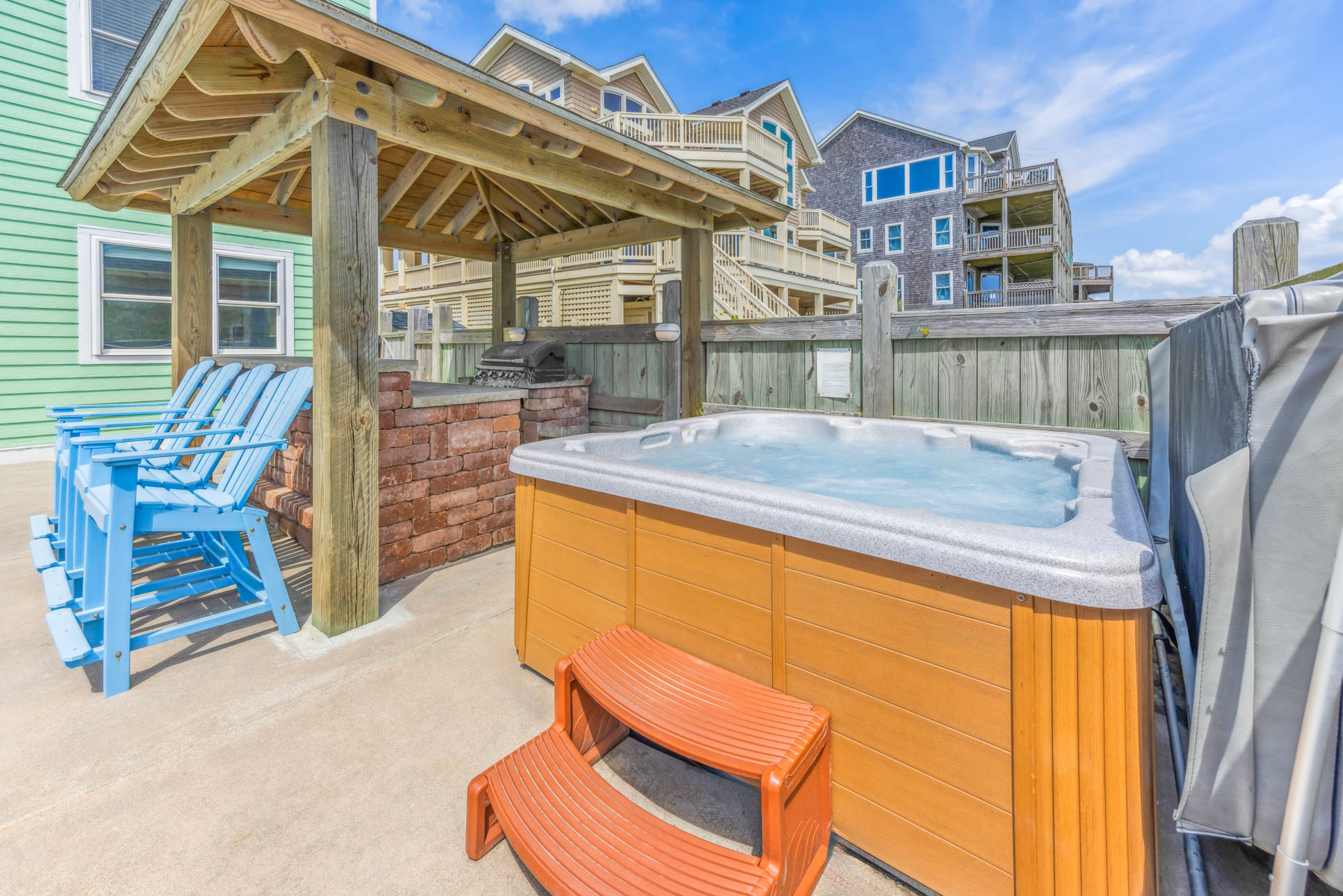 Surf Or Sound Realty 214 Prince Of Tides Hot Tub