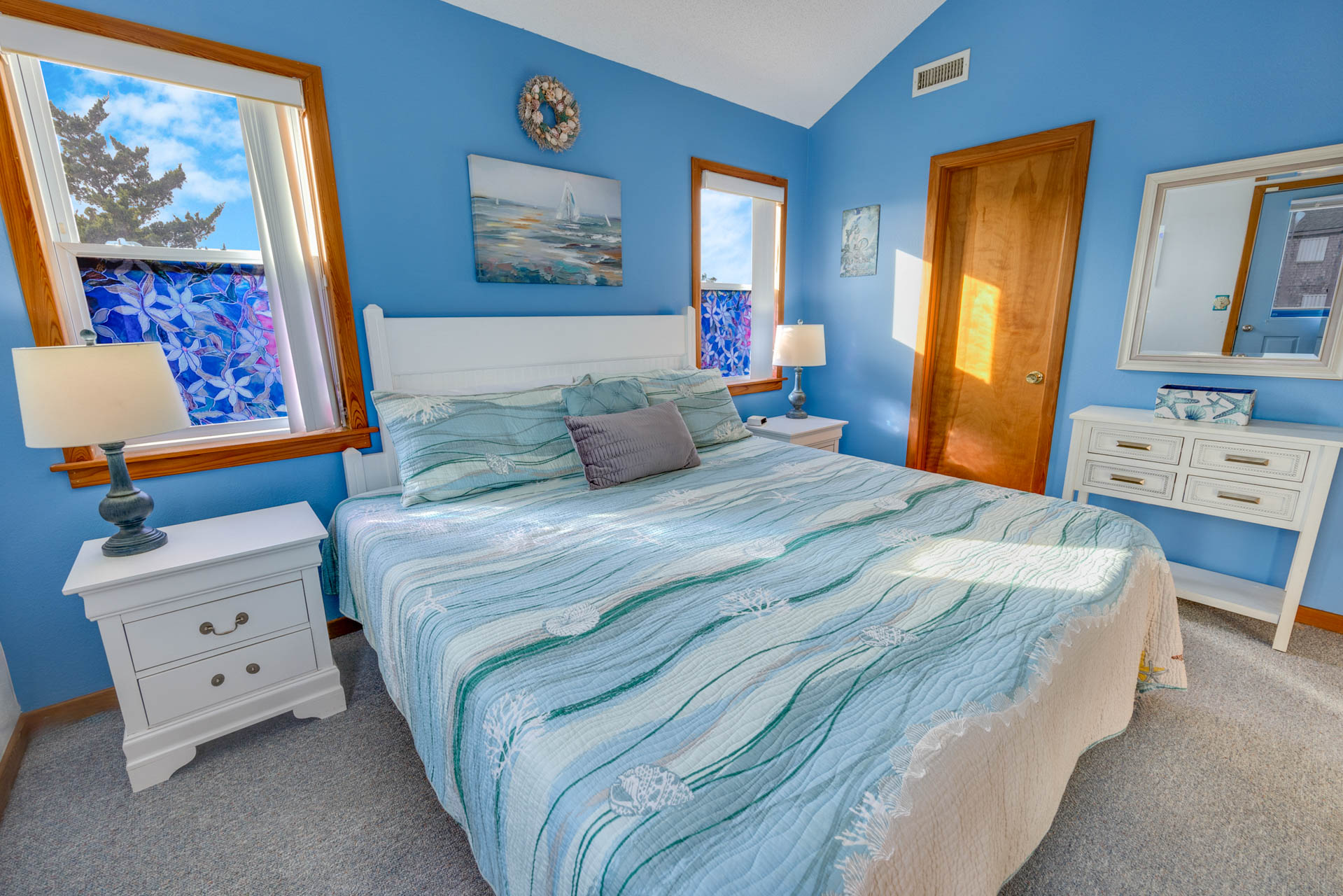 Surf Or Sound Realty 880 Island Girl Bedroom 2 3