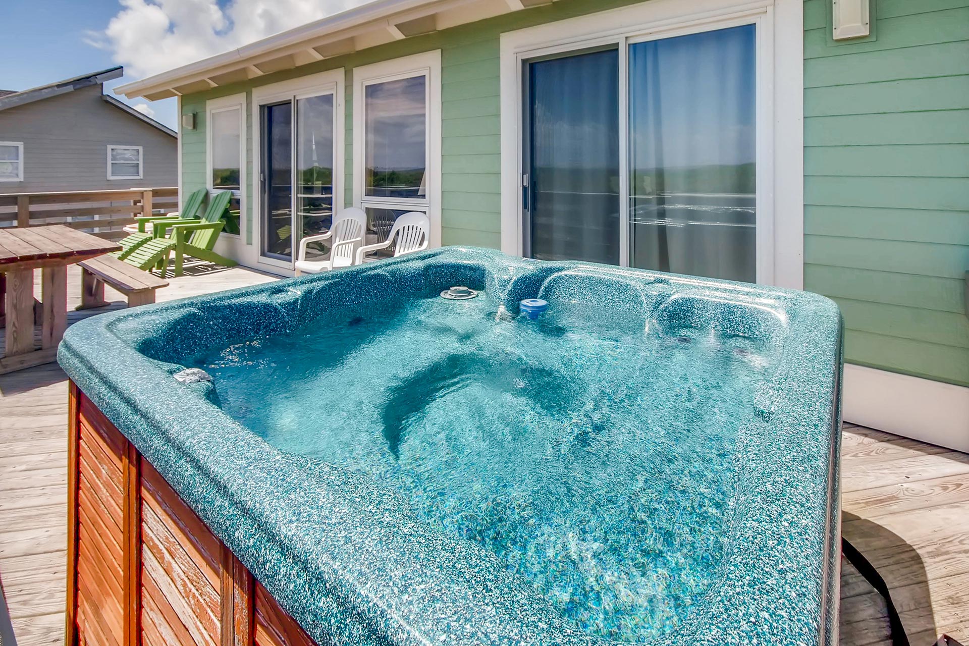 Surf Or Sound Realty Kinnakeet Retreat 861 Hot Tub 3339593